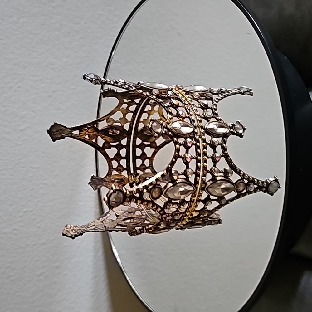 Petite Crown Tiara NWOT